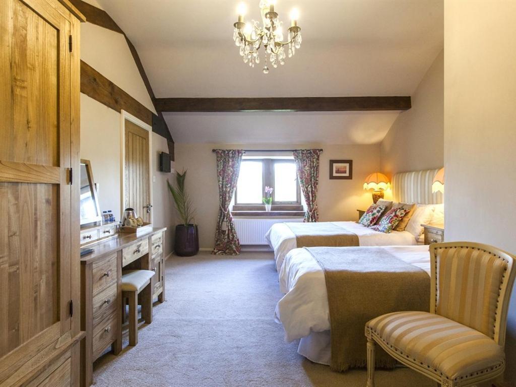 Throstle Nest Farm Hotel Carleton Стая снимка